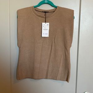 NWT Zara sweater shoulder pad top size small